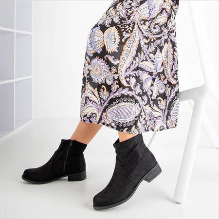 Черные сапоги на низком каблуке Gemina - Обувь