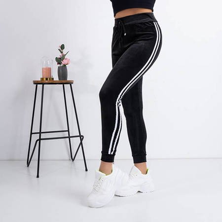 Черные спортивные штаны с полосками PLUS SIZE - Одежда