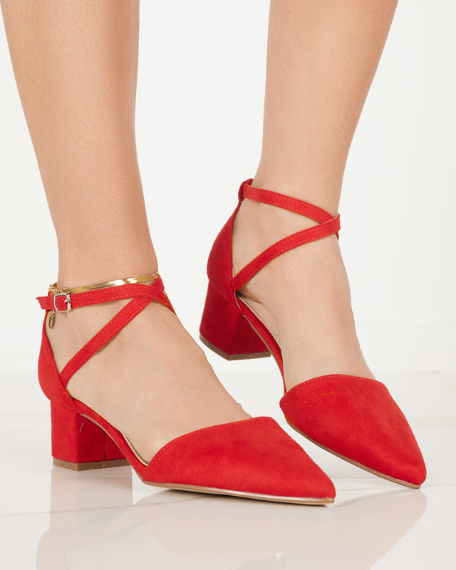 OUTLET Женские красные босоножки на каблуке Crisco - Обувь