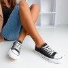 Черные и белые женские кроссовки Habena - Обувь