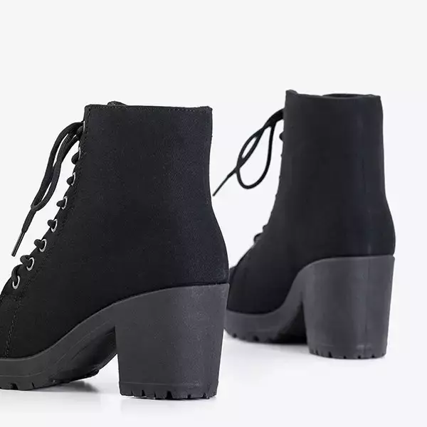 OUTLET Женские черные сапоги на шнуровке на высоком каблуке Minor - Обувь