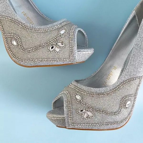 OUTLET Женские серебряные туфли с декором Maniza - Обувь