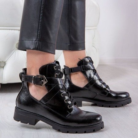 Чорні лаковані черевики з вирізами Ivone - Взуття