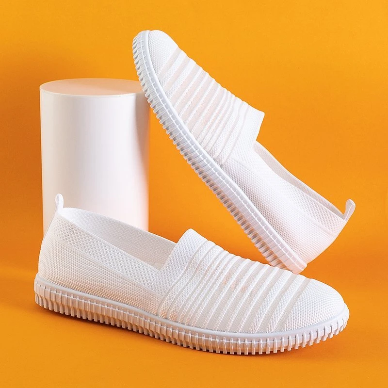 OUTLET Жіночі білі кросівки з тканини Nira - Взуття