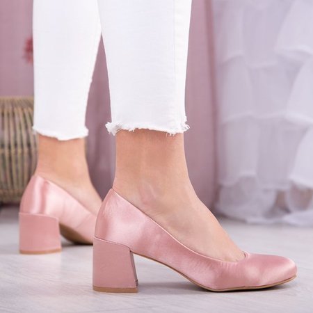 ВИХІД Рожеві атласні насоси на низькій стійці Саміра - Взуття