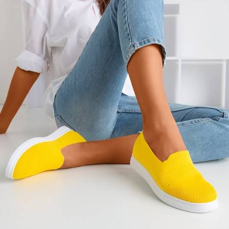 Жовте спортивне взуття ковзає - на Tasia - Взуття 1