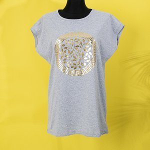 Сіра жіноча футболка з грецьким орнаментом PLUS SIZE