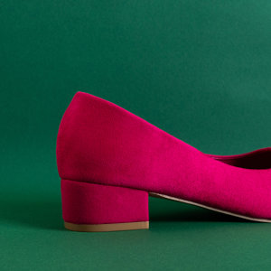 Жіночі туфлі кольору фуксії на плоских підборах Clementia